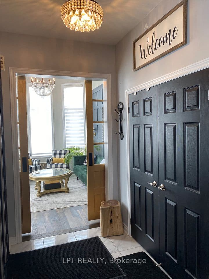 371 Leadwood Gate, Oakville, ON L6M 1L7 – photo 2