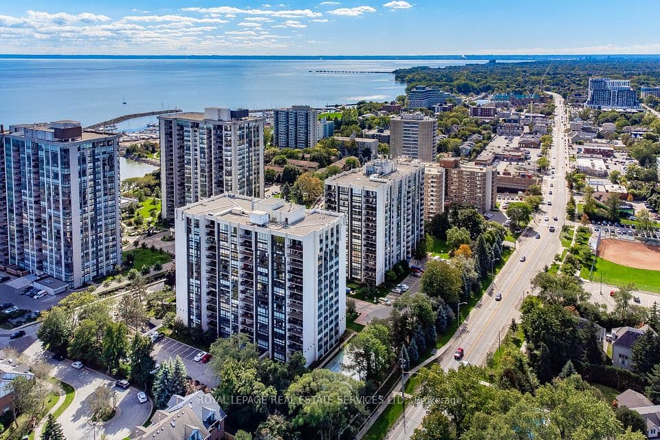 2175 Marine Drive 1006, Oakville, ON L6L 5L5 – photo 2