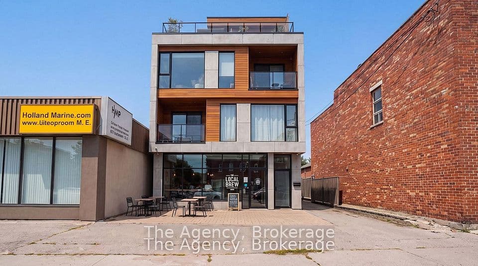 881 Lakeshore Road E, Mississauga, ON L5E 1E2 – main photo