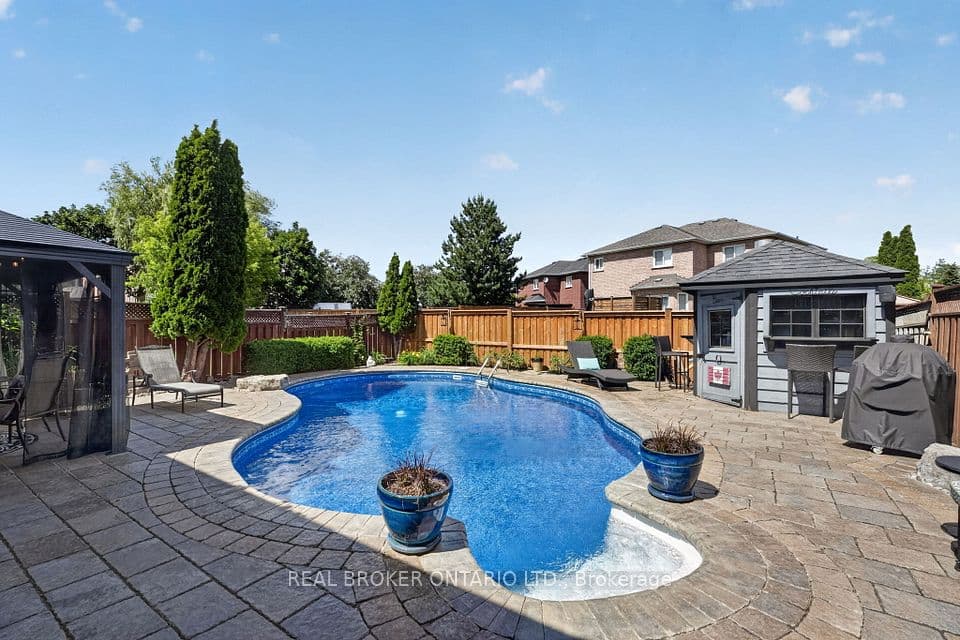 74 Harley Avenue, Halton Hills, ON L7G 5R8 – photo 2