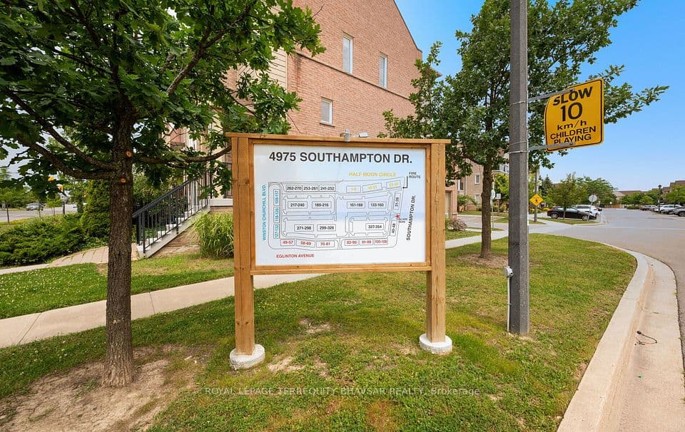 3098 Eglinton Avenue W 94, Mississauga, ON L5M 8C5 – photo 2