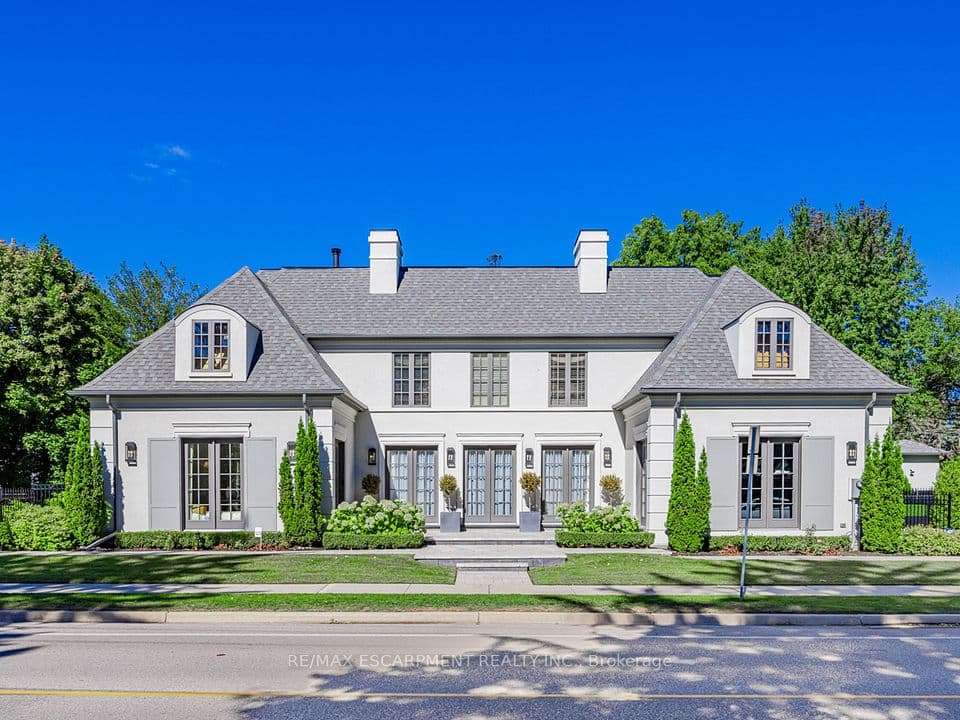 393 Maple Grove Drive, Oakville, ON L6J 4V8 – photo 2