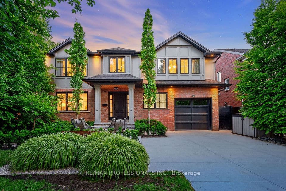 9 Bernice Avenue, Toronto, ON M8Y 1Z5 – main photo