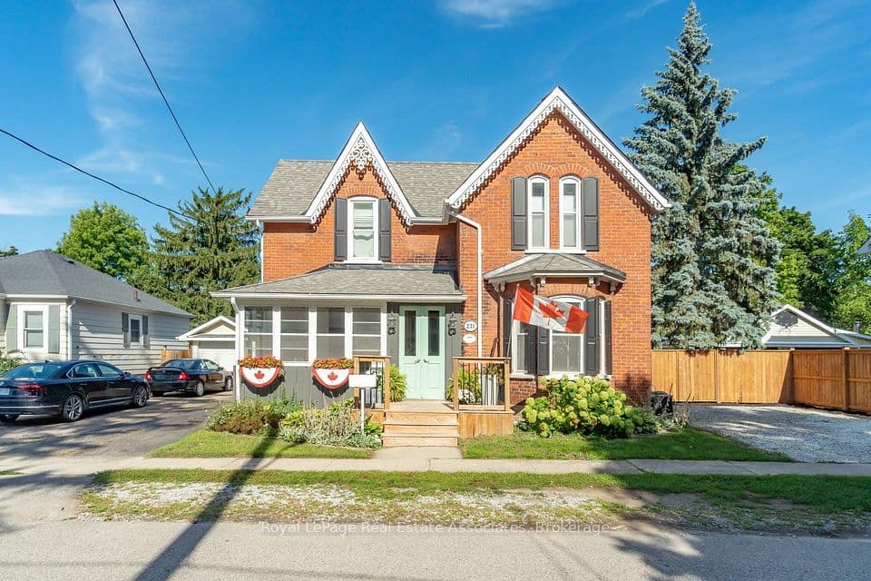 231 Arthur Street, Halton Hills, ON L7J 1L9 – main photo