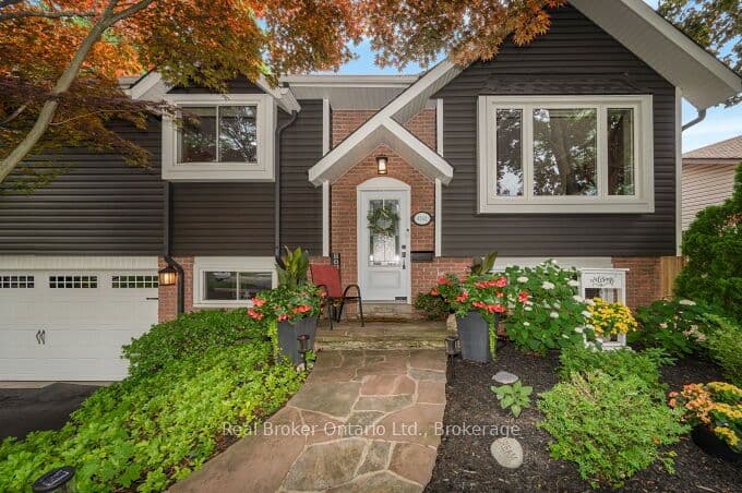 4162 Sutherland Crescent, Burlington, ON L7L 5G9 – photo 3