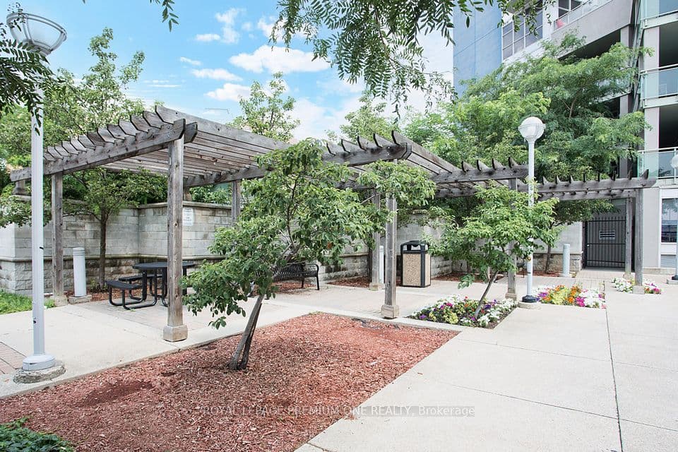 1600 Keele Street 1101, Toronto, ON M6N 5J1 – photo 3