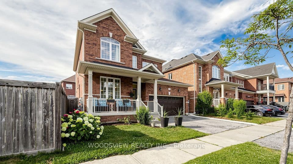 7 Deancrest Road, Brampton, ON L7A 0W2 – main photo