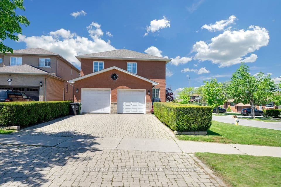 543 S Queens Drive, Toronto, ON M6L 1M9 – photo 2