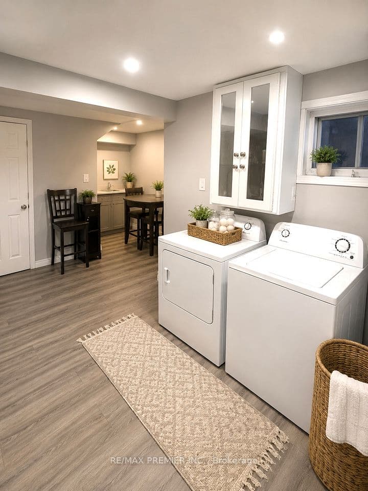 254 John Garland Boulevard 140, Toronto, ON M9V 1N8 – photo 2