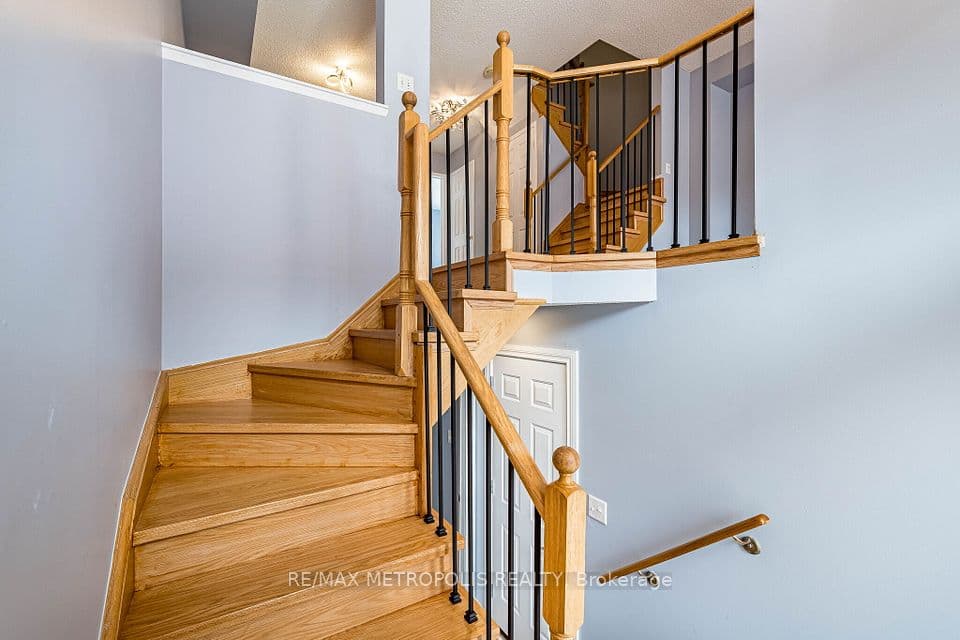 26 Beeston Road, Brampton, ON L6Y 5S6 – photo 3
