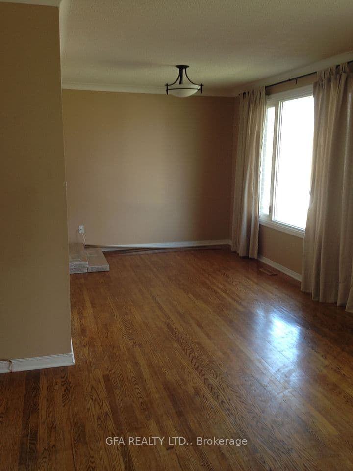 30 Reigate Avenue, Brampton, ON L6V 2E3 – photo 3