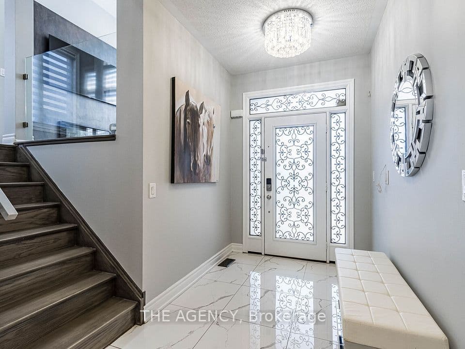 612 Serafini Crescent, Milton, ON L9T 7P1 – photo 3