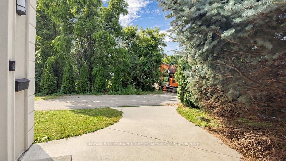 33 Ann Street, Halton Hills, ON L7G 2V3 – photo 2