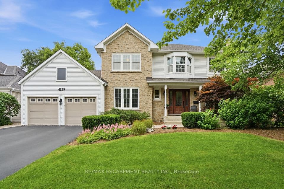 4129 Millcroft Park Drive, Burlington, ON L7M 3V1 – main photo