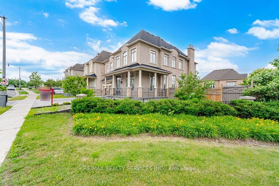 1 Adamsville Road, Brampton, ON L6X 1H7 – photo 3