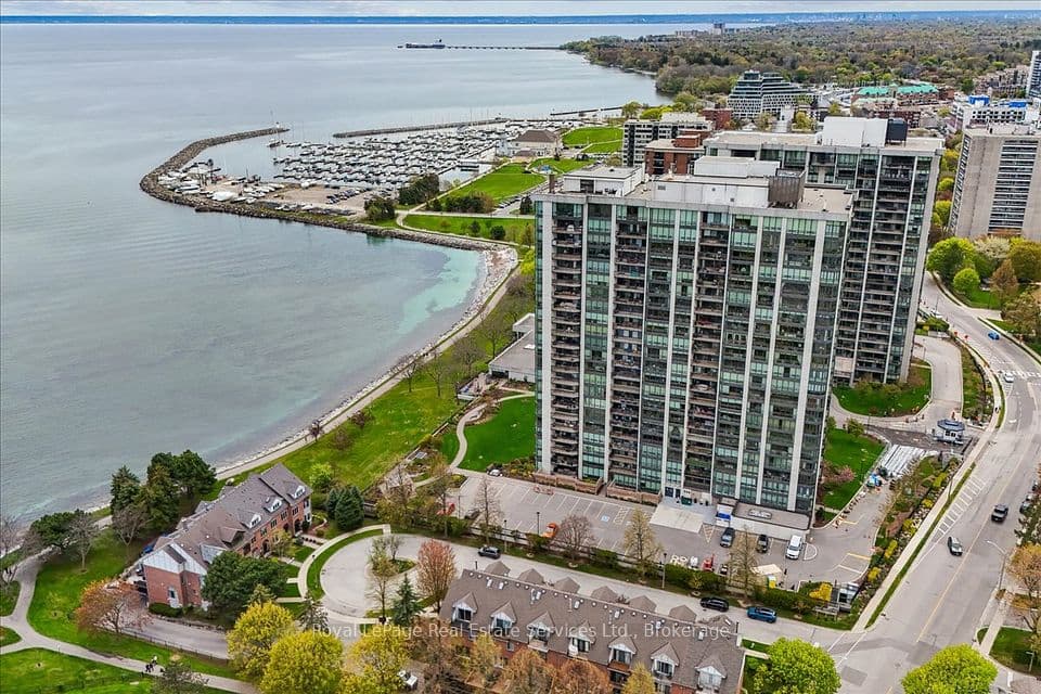 2170 Marine Drive 506, Oakville, ON L6L 5V1 – main photo