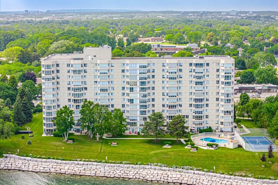 5280 Lakeshore Road 1104, Burlington, ON L7L 5R1 – main photo