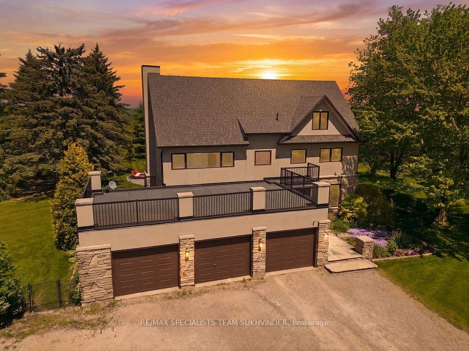 15415 Clayhill Road, Halton Hills, ON L7G 4S8 – main photo