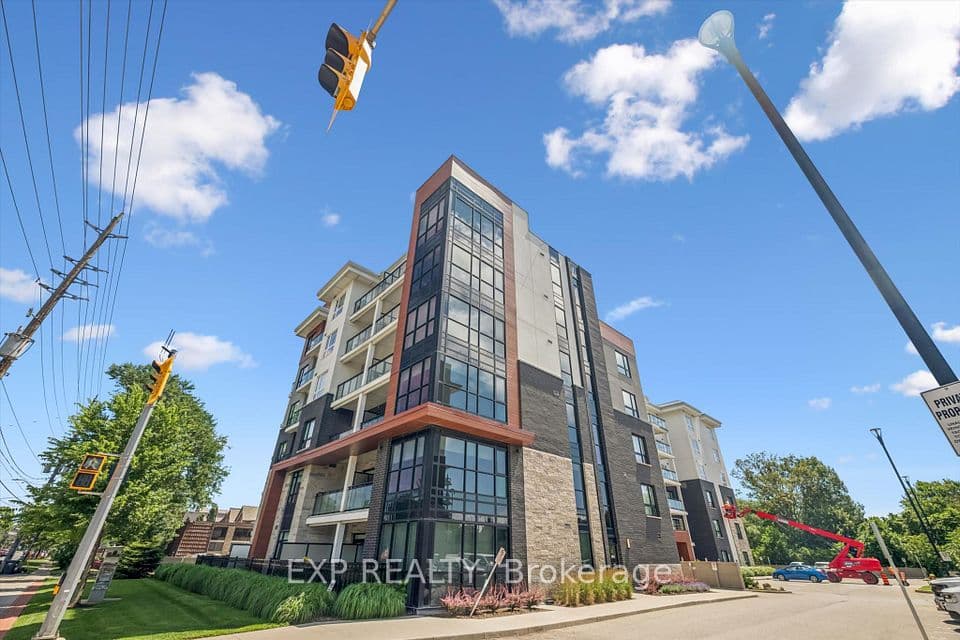 340 plains Road E, Burlington, ON L7T 0C2 – main photo