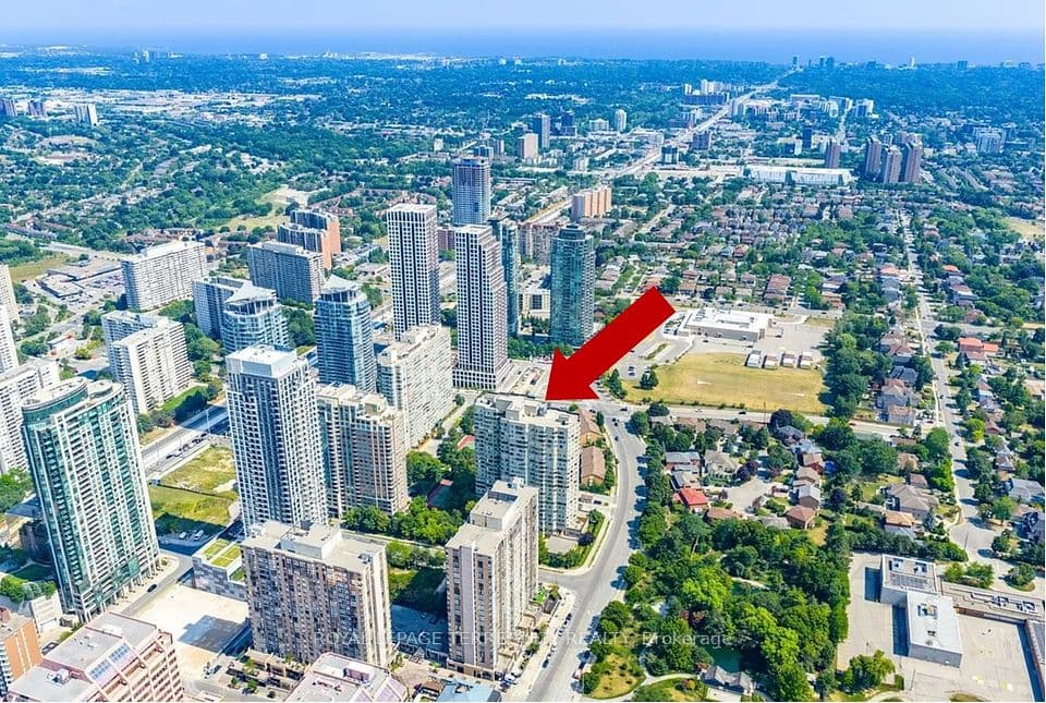 3605 Kariya Drive Ph10, Mississauga, ON L5B 3J4 – photo 2