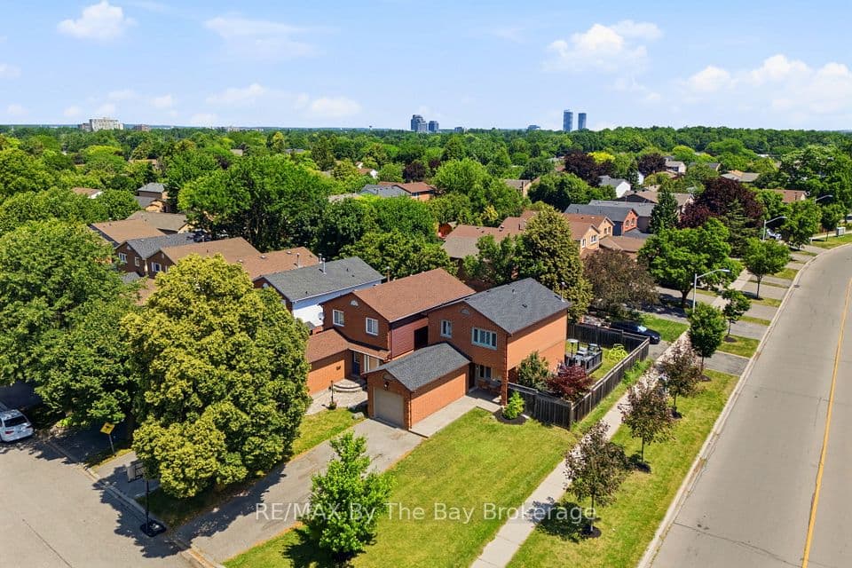 291 Woodlawn Crescent, Milton, ON L9T 4V8 – photo 2