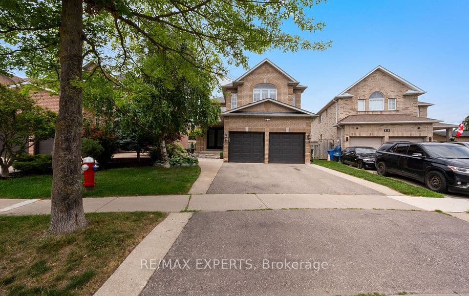 214 Waterbury Street, Caledon, ON L7E 2H9 – main photo