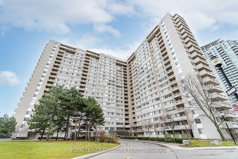 3590 Kaneff Crescent 1407, Mississauga, ON L5A 3X3 – photo 3