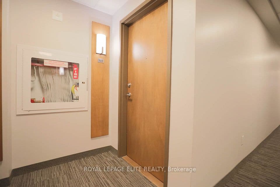 340 Plains Road E 303, Burlington, ON L7T 2C8 – photo 3