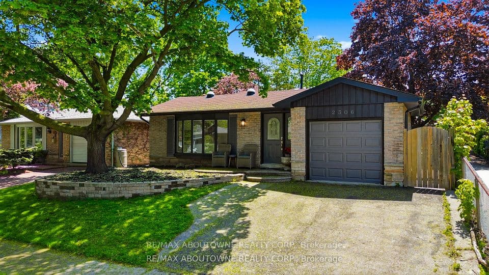 2306 Devon Road, Oakville, ON L6J 5R4 – photo 2