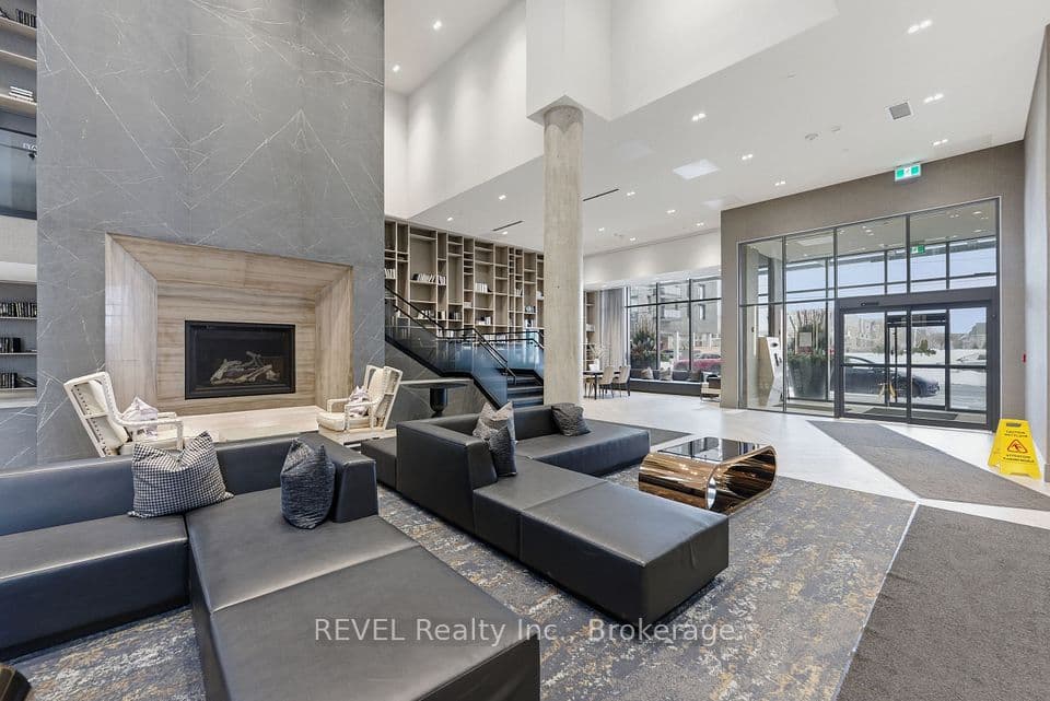 2450 Old Bronte Road 405, Oakville, ON L6M 5P6 – photo 2