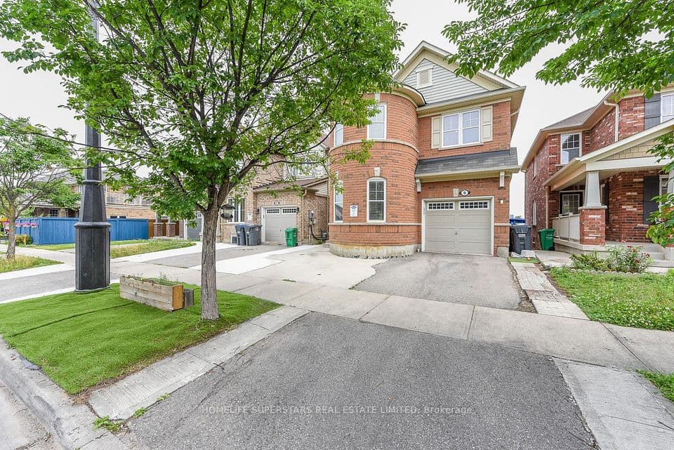 8 Miracle Trail N, Brampton, ON L7A 0Y3 – main photo