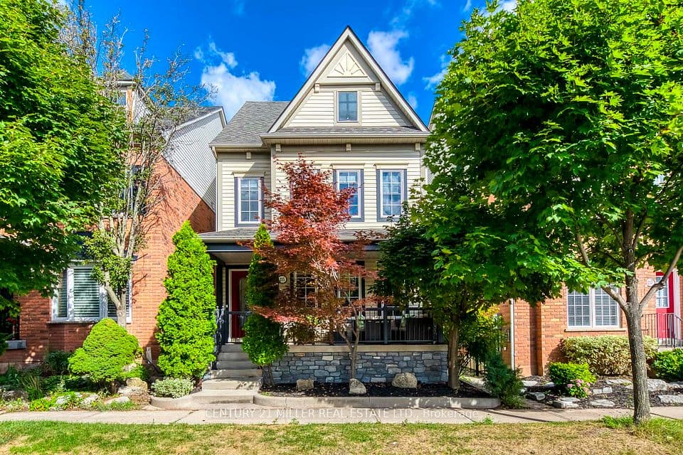215 ROXTON Road, Oakville, ON L6H 6M9 – photo 2