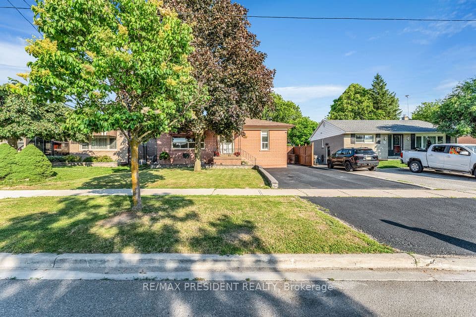 163 Prince Charles Drive, Halton Hills, ON L7G 3W1 – main photo
