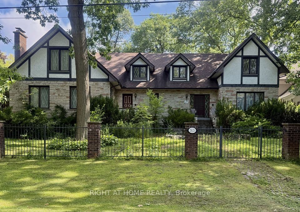 2123 Gordon Drive, Mississauga, ON L5B 1S6 – main photo