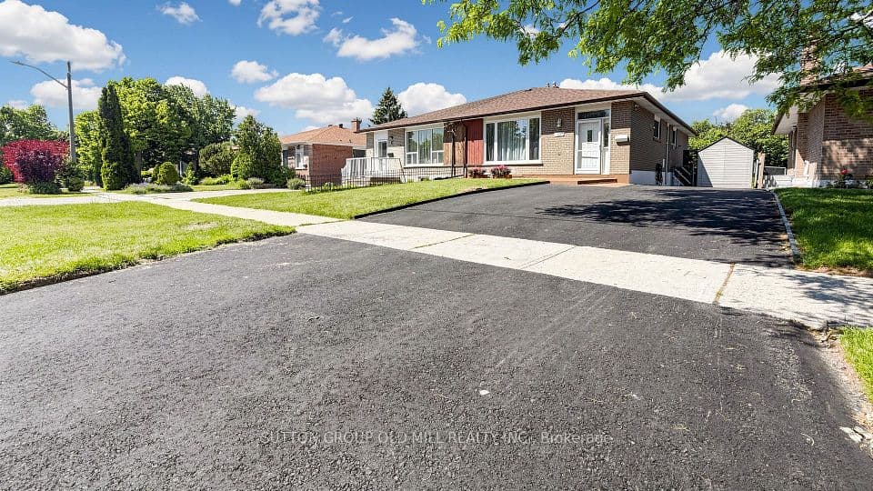 19 Ascot Avenue, Brampton, ON L6T 2P3 – photo 3