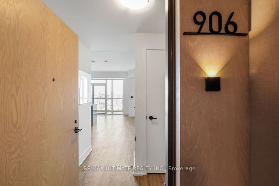 50 George Butchart Drive 906, Toronto, ON M3K 0C9 – photo 2
