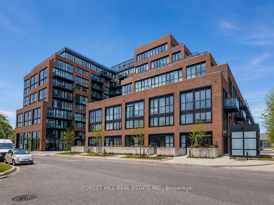 2300 St. Clair Avenue 717, Toronto, ON M6N 0B3 – photo 2