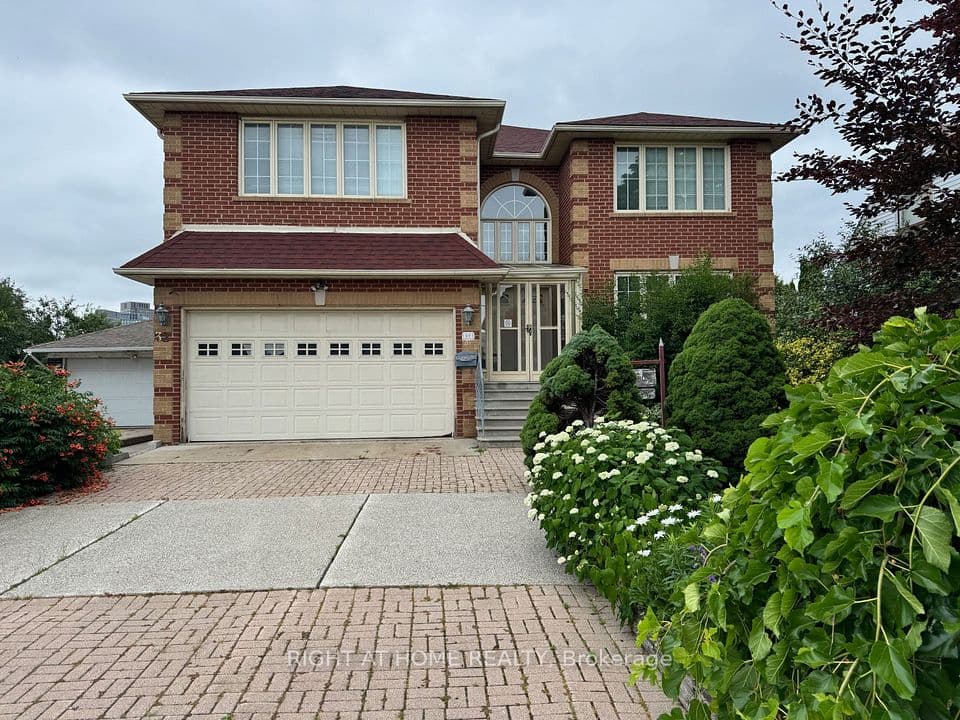 32 Creston Road, Toronto, ON M6A 1J1 – photo 2