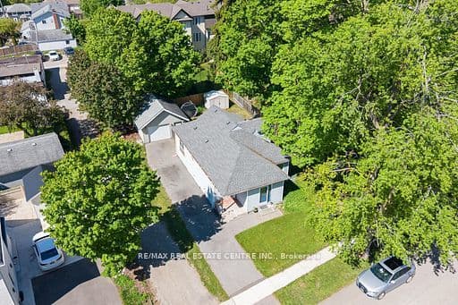 44 Willow Street S, Halton Hills, ON L7J 2A2 – main photo