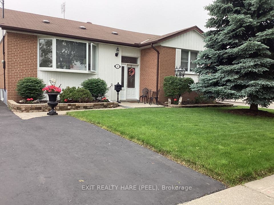 23 Kimbark Drive, Brampton, ON L6X 2A2 – main photo