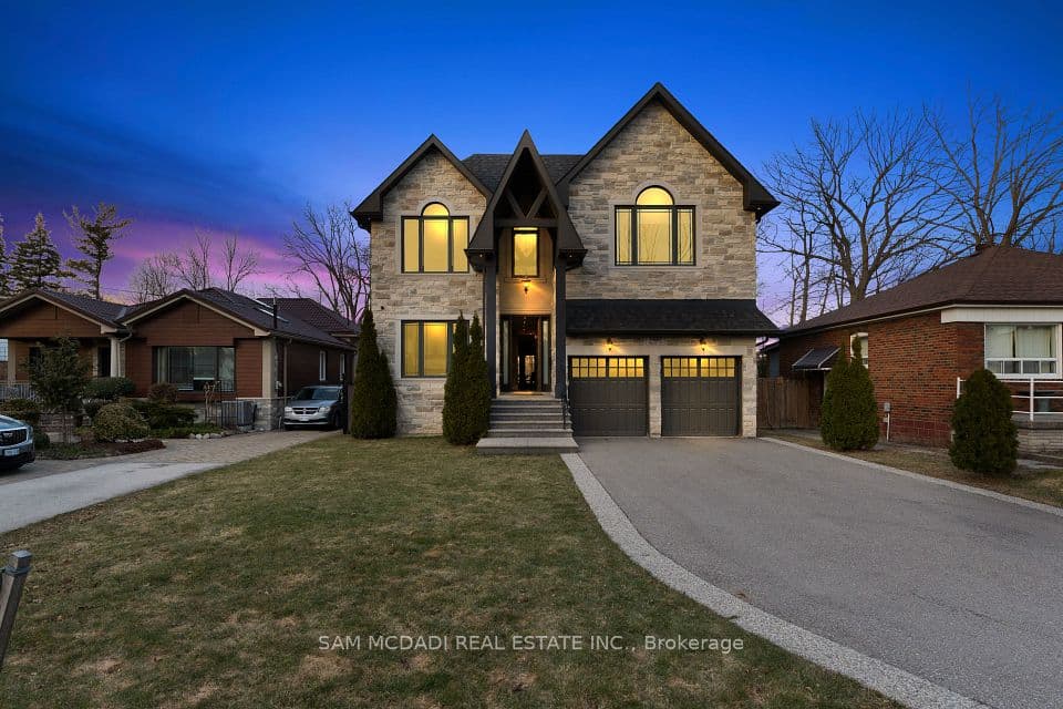 1487 Myron Drive, Mississauga, ON L5E 2N5 – main photo