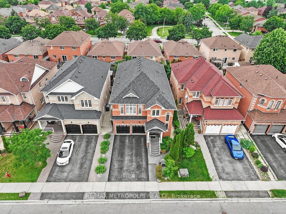 80 Ryegrass Crescent, Brampton, ON L7A 3J9 – photo 2