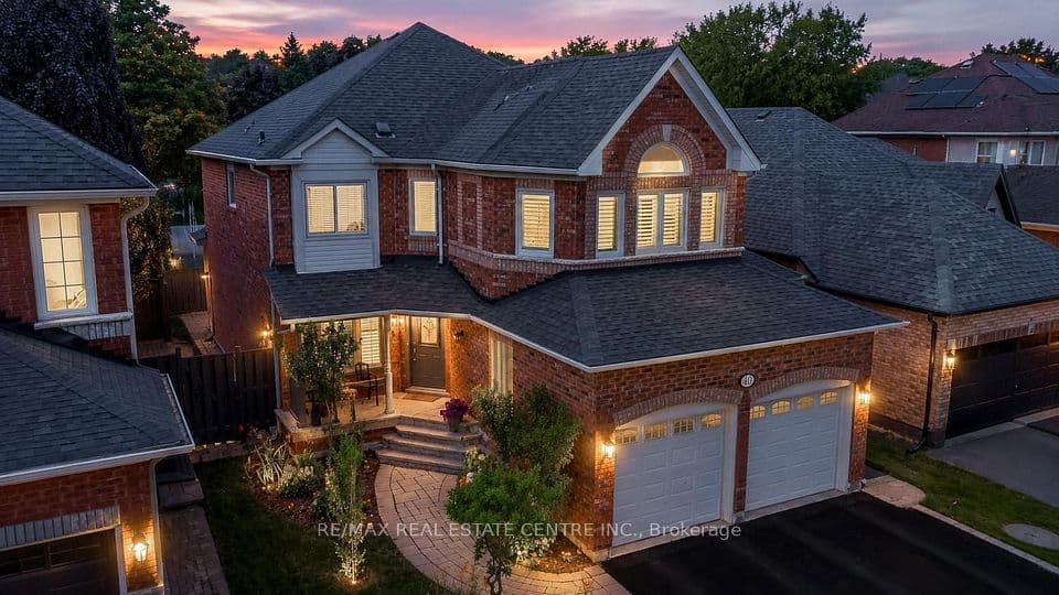 40 Hepburn Crescent N, Halton Hills, ON L7G 5P8 – main photo