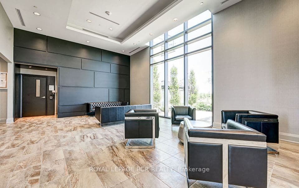 65 Yorkland Boulevard 107, Brampton, ON L4C 9Z4 – photo 2