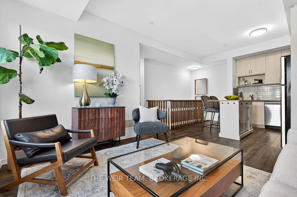 1120 Briar Hill Avenue 308, Toronto, ON M6B 0A9 – main photo
