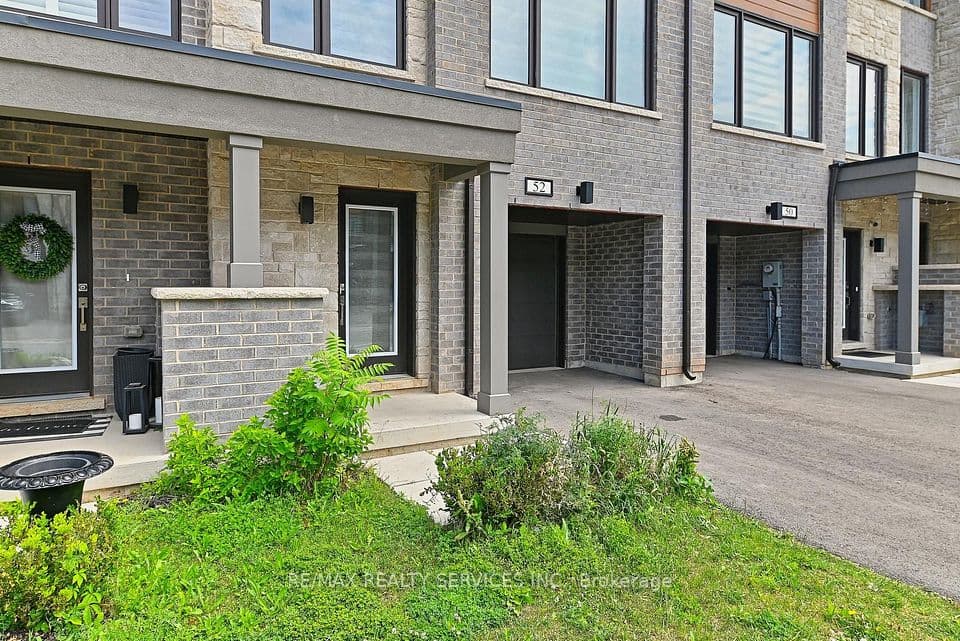 52 Humberstone Drive, Halton Hills, ON L7G 0P6 – photo 2