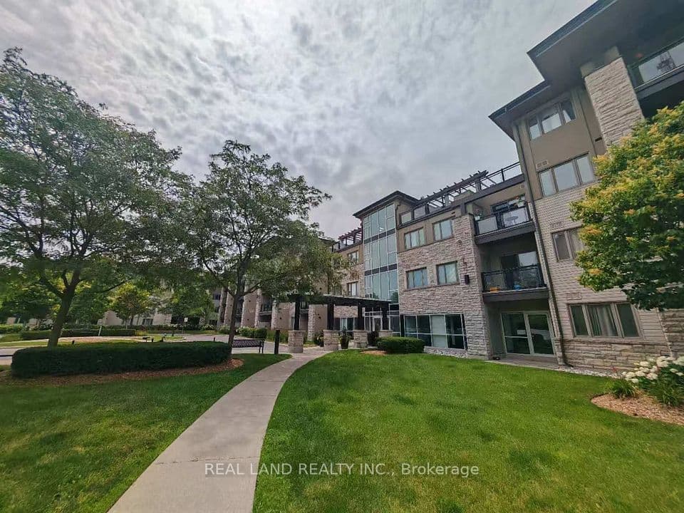 570 Lolita Gardens 127, Mississauga, ON L5A 0A1 – main photo