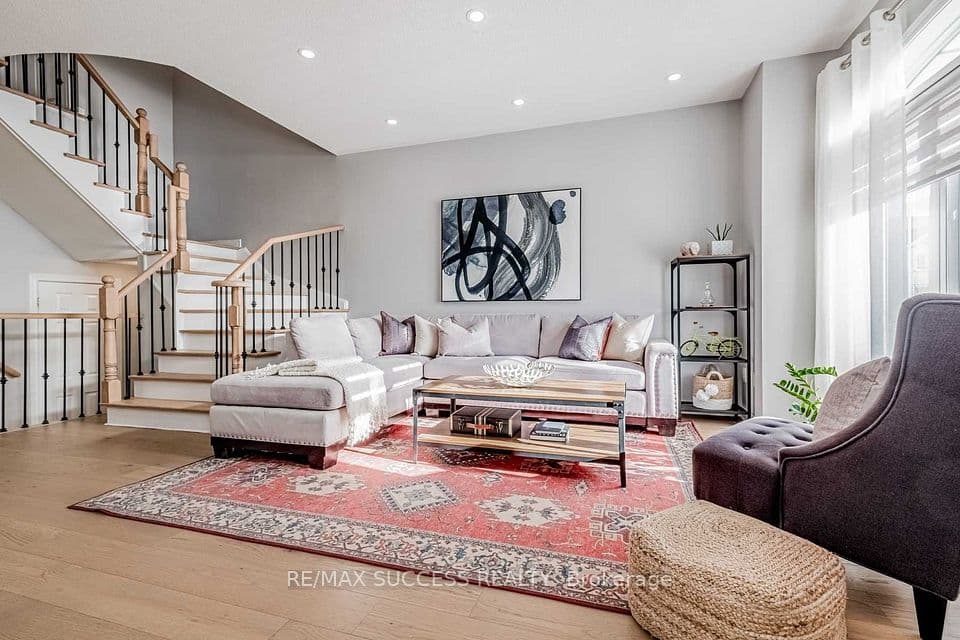 5399 Festival Drive, Mississauga, ON L5M 0G7 – photo 2