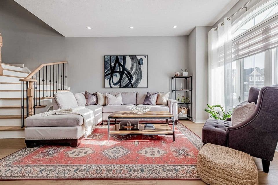 5399 Festival Drive, Mississauga, ON L5M 0G7 – photo 3