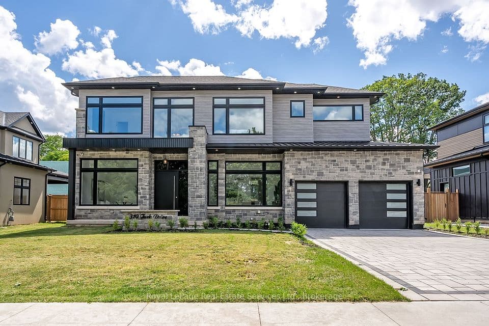 310 Tuck Drive, Burlington, ON L7L 2R1 – main photo
